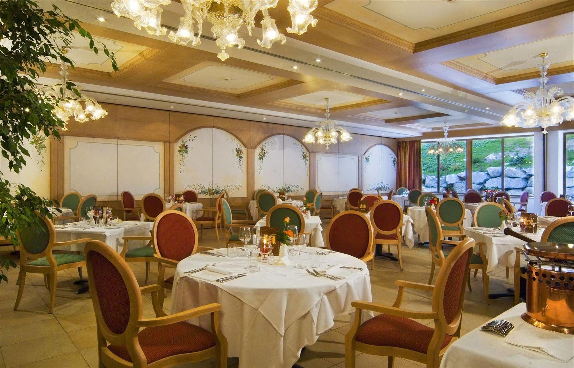 מדונה די קמפיליו Carlo Magno Hotel Spa Resort מראה חיצוני תמונה