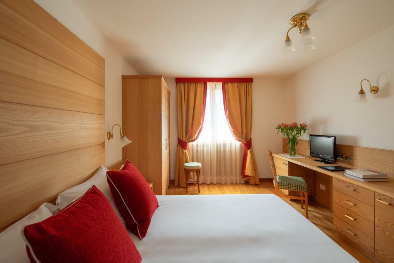 מדונה די קמפיליו Carlo Magno Hotel Spa Resort מראה חיצוני תמונה